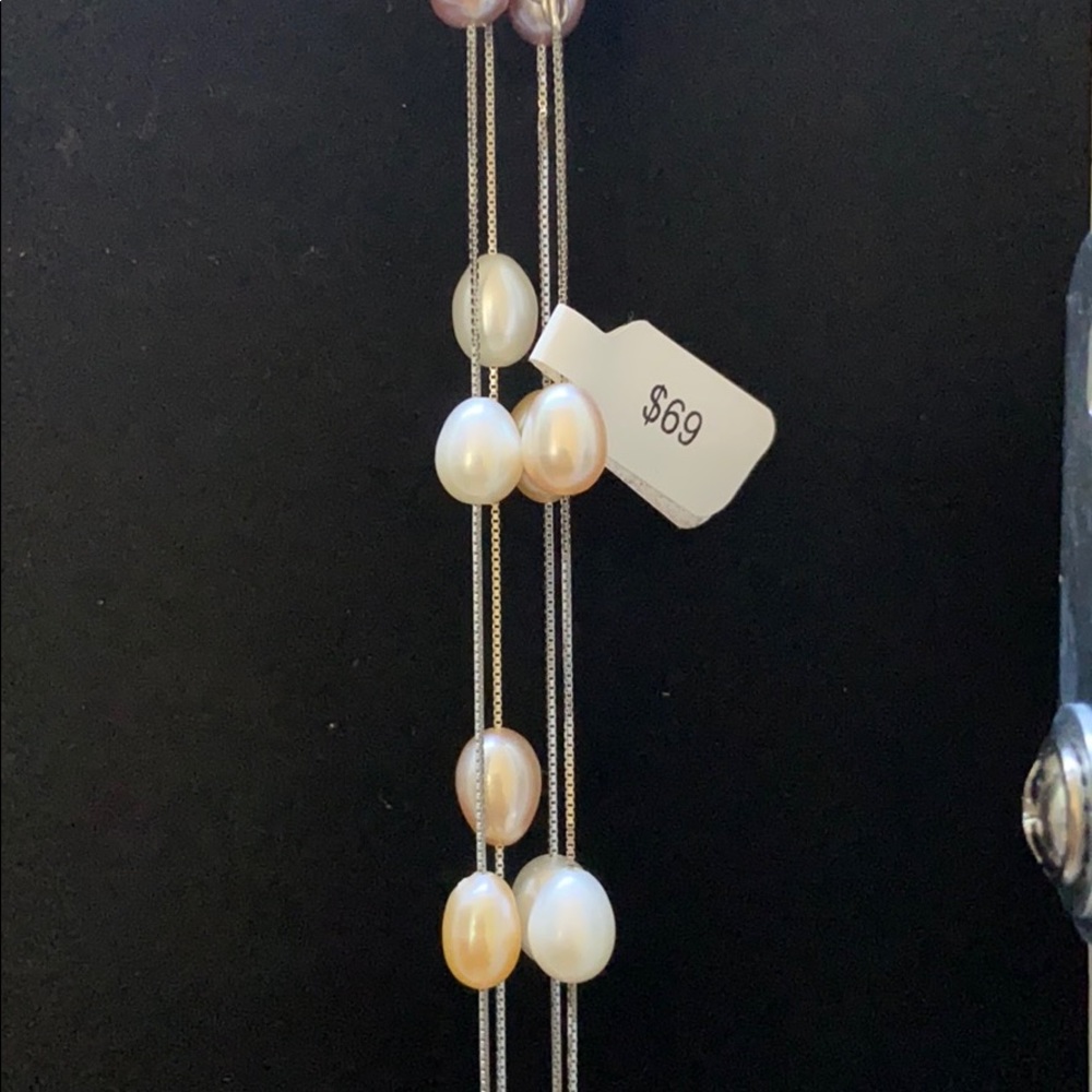 Pearl necklace